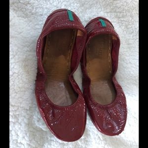 EUC Ruby Red Tieks